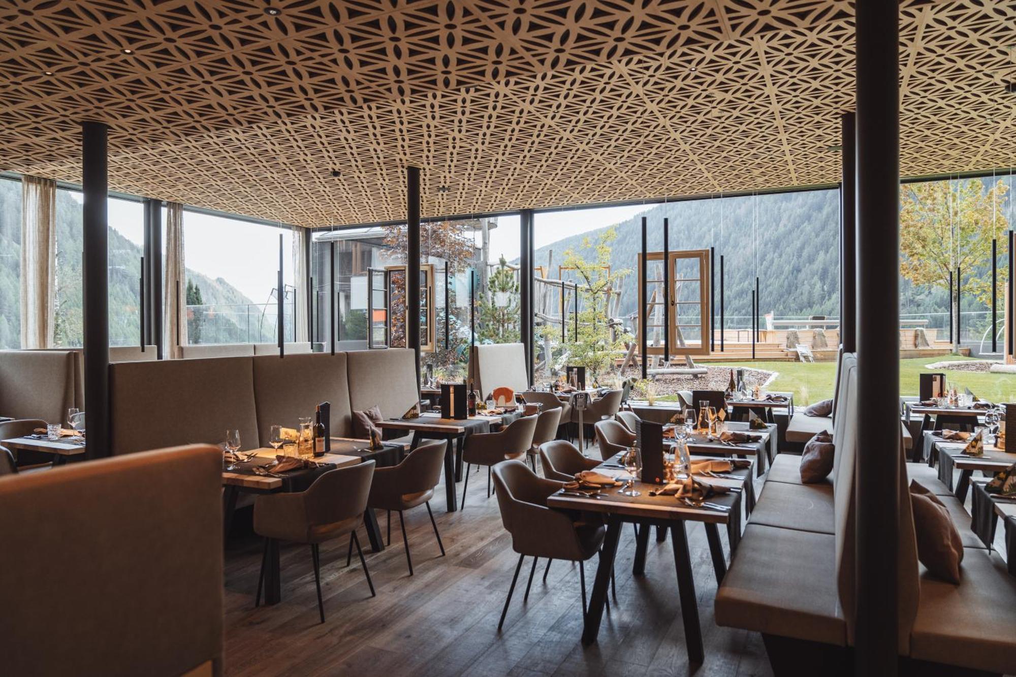 Familienhotel Huber Vals Buitenkant foto